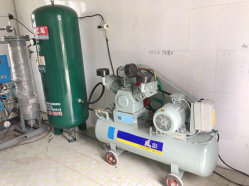 長沙湘麓環(huán)保科技有限公司,長沙湘麓臭氧機(jī),長沙食品廠臭氧消毒機(jī),長沙臭氧發(fā)生器,污水處理臭氧設(shè)備