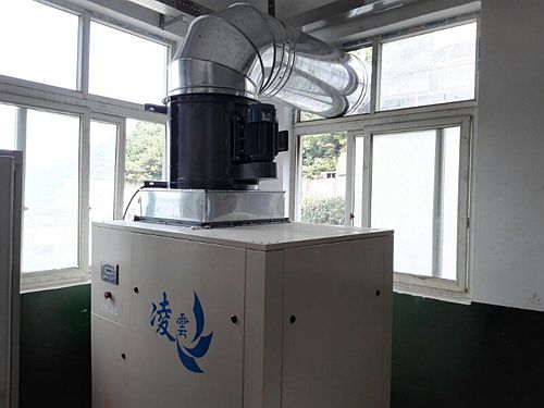 長沙湘麓環?？萍加邢薰?長沙湘麓臭氧機,長沙食品廠臭氧消毒機,長沙臭氧發生器,污水處理臭氧設備